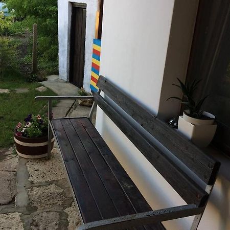 Guest House Kostadinovi Bulgarevo Exterior photo