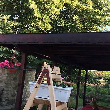 Guest House Kostadinovi Bulgarevo Exterior photo