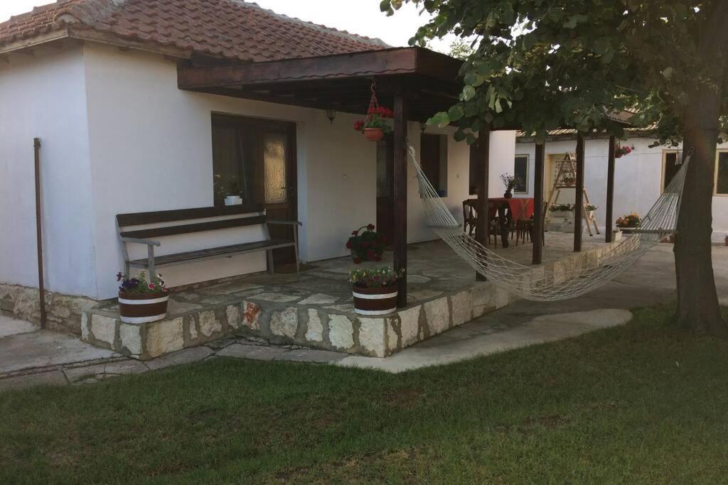 Guest House Kostadinovi Bulgarevo Exterior photo
